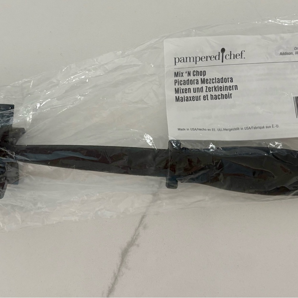 Pampered Chef Mix 'N Chop - Black
